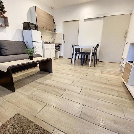 F2 "Le Parc" Clim, Wifi, Pmr Apartment Balaruc-les-Bains Exterior foto